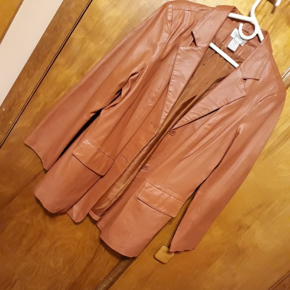 Woman's Genuine Lamb Leather Jacket  SZ  M